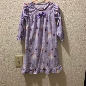 Frozen 2 nightgown 2t